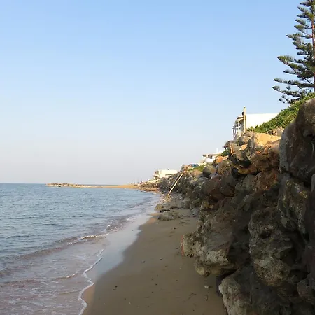 Frosso's Sea Kokkini Hani